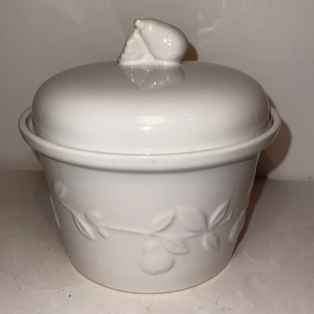 Vintage white ceramic biscuit cookie jar canister